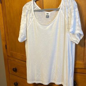 Old Navy XXL White Tee with Detail Sleeve